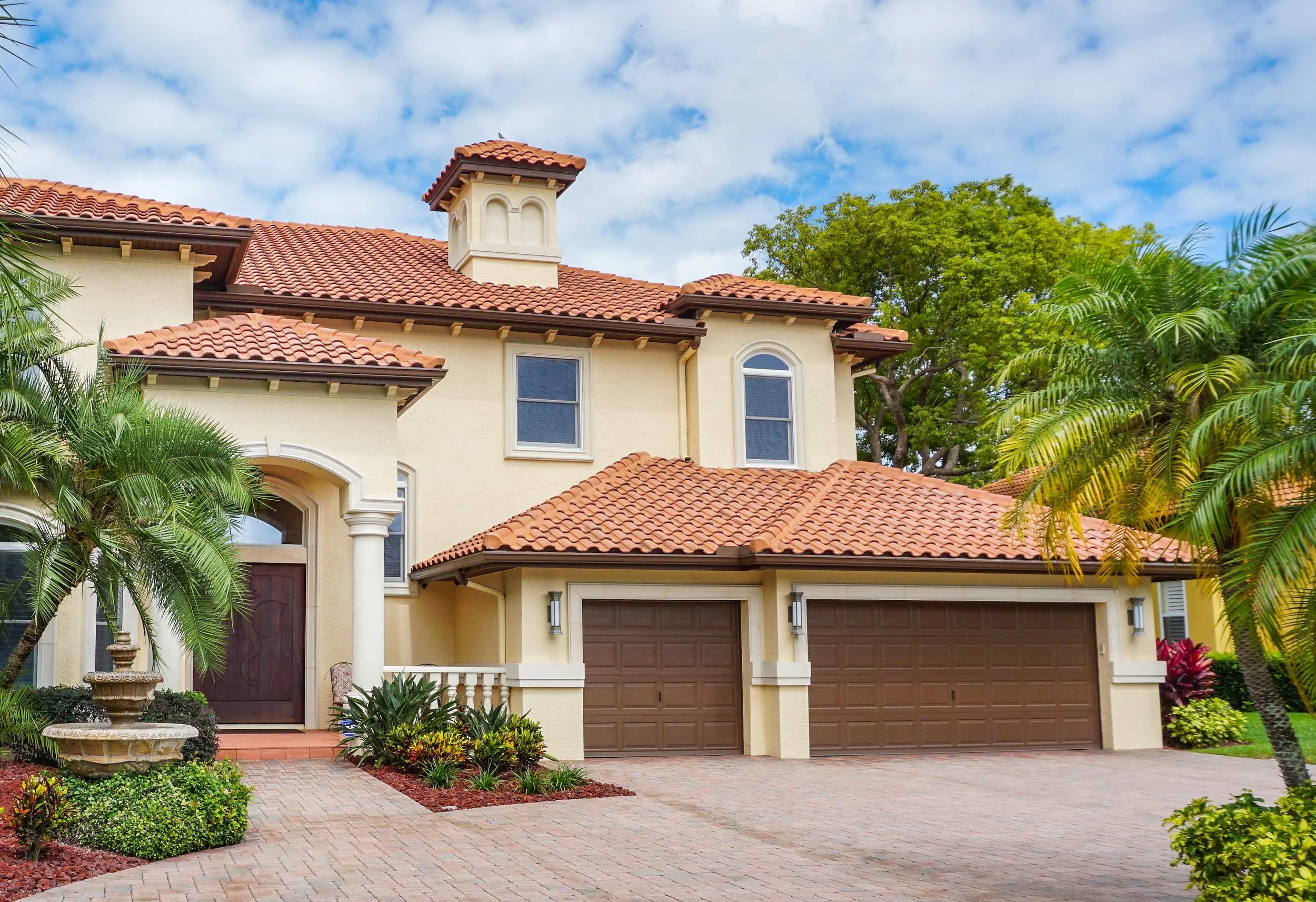 Is Soft Washing Safe for Plants, Pets, and Pool Water?